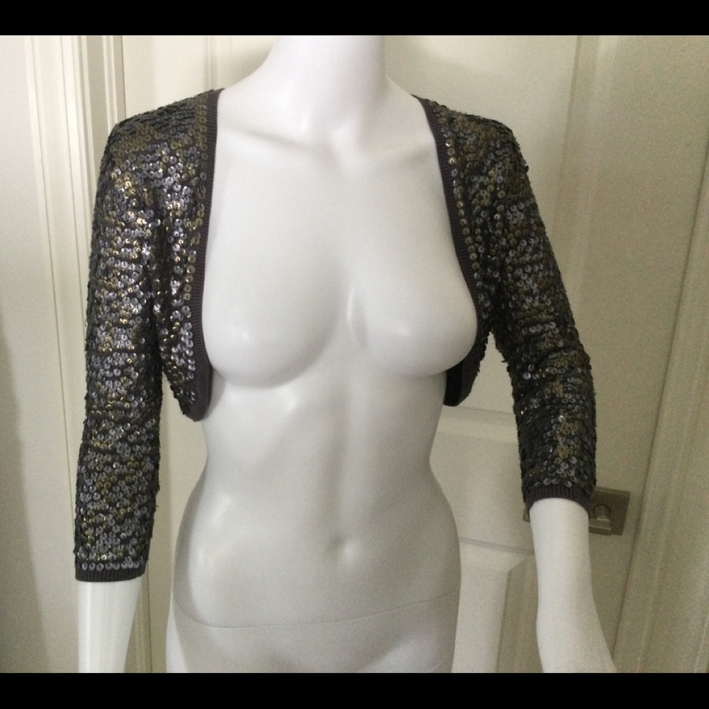 Bebe XS gray with Matt silver/gold sequin brand new cardigan